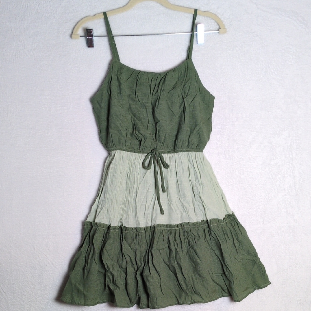 AUW Junior's Green Tiered Boho‎ Cottage Mini Dress Size S